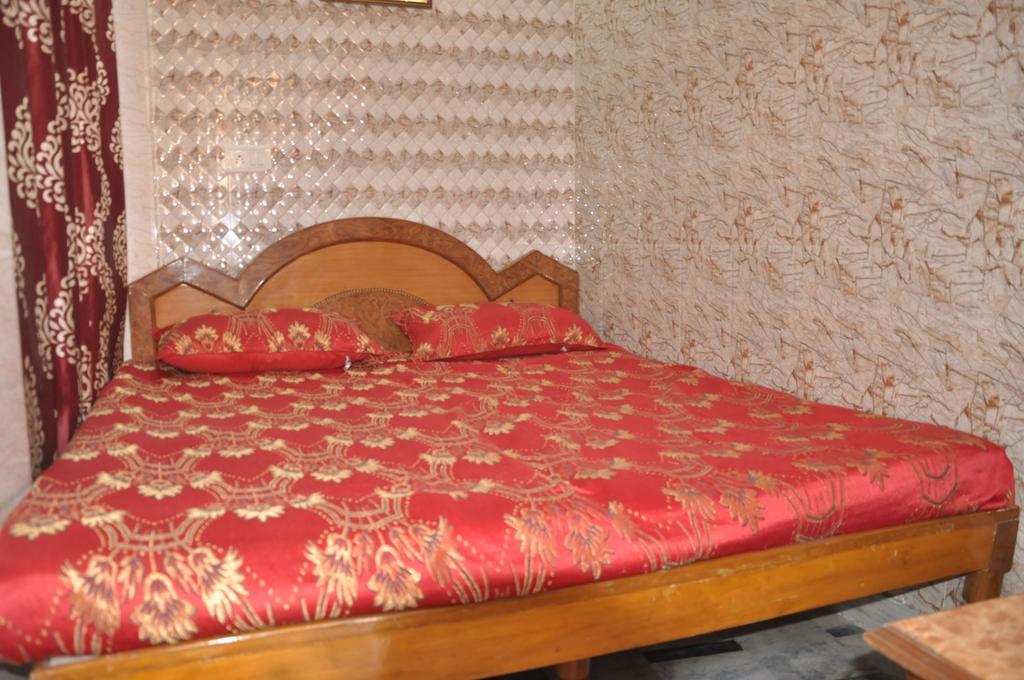 Hotel Pari Jalandhar Exterior photo